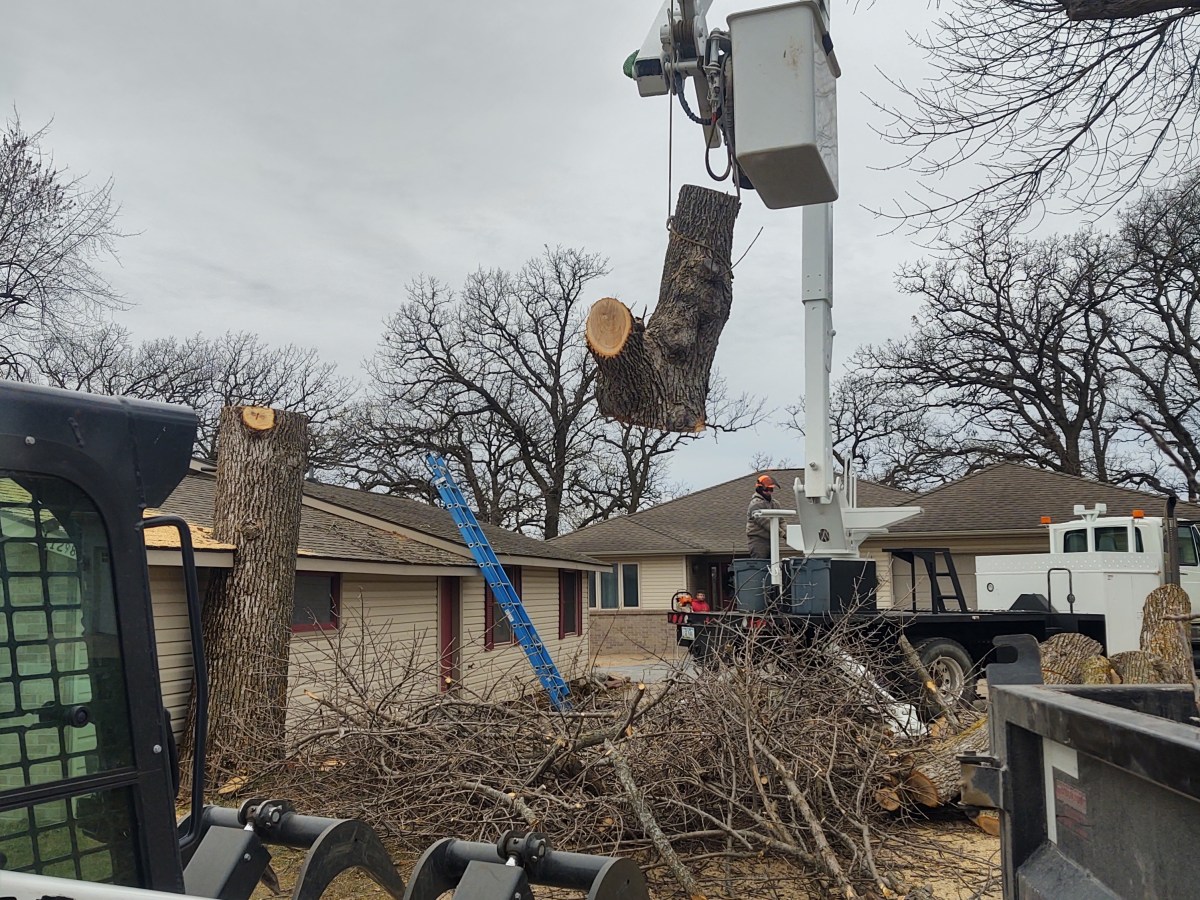 Our 75′ Material Handling Boom Comes in Handy  When Removing from Interesting&nbsp;Location